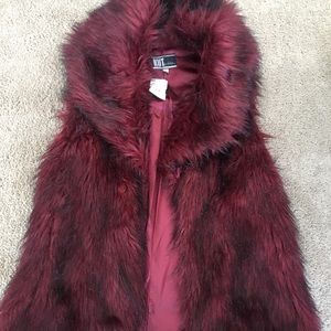Fur Vest!